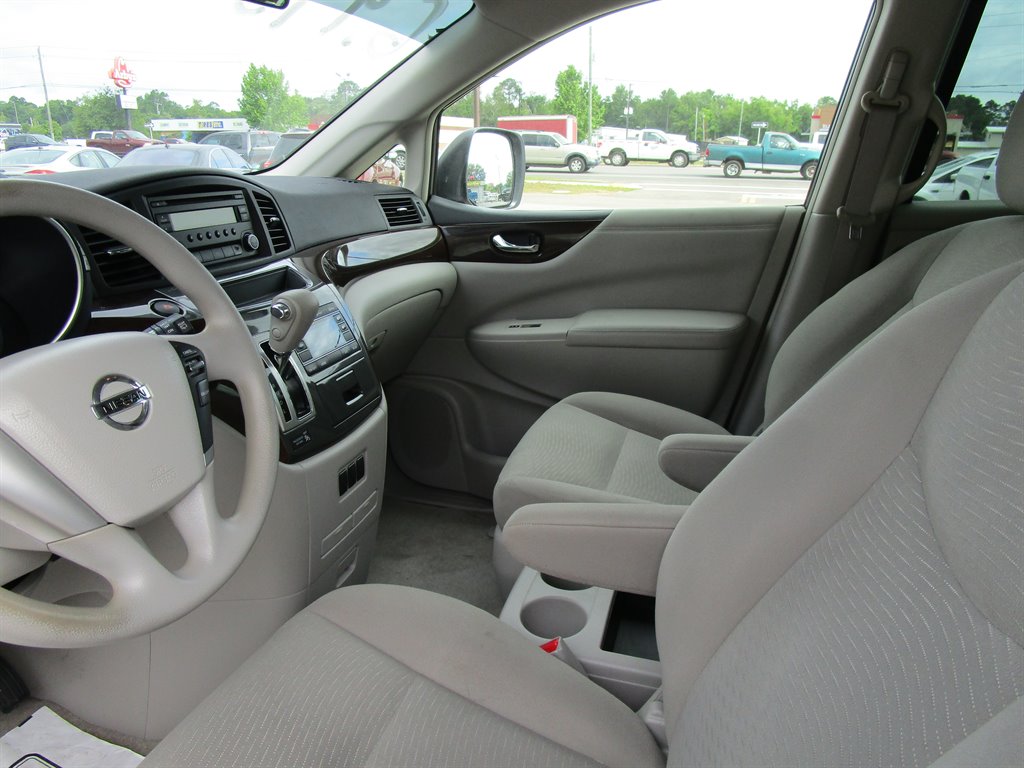 2014 Nissan Quest S - Photo 7
