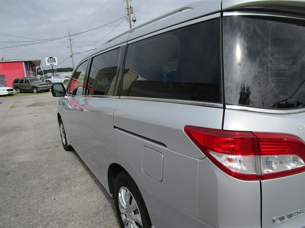 2014 Nissan Quest S - Photo 6