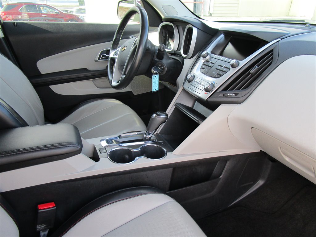 2017 Chevrolet Equinox Premier - Photo 12