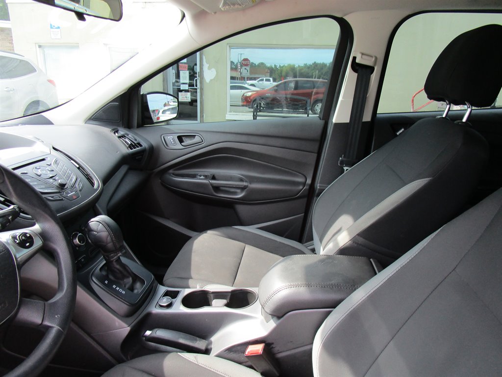 2015 Ford Escape S - Photo 7