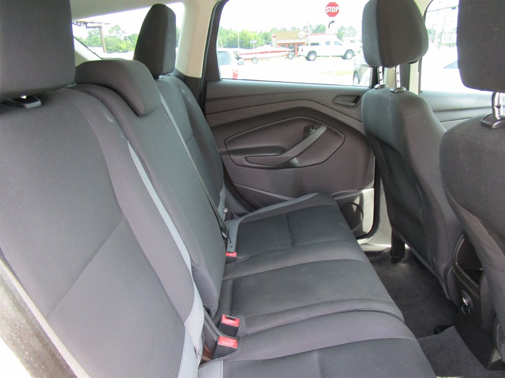 2015 Ford Escape S - Photo 11
