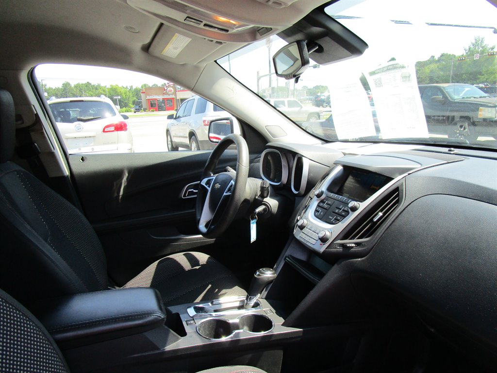 2016 Chevrolet Equinox LT - Photo 11