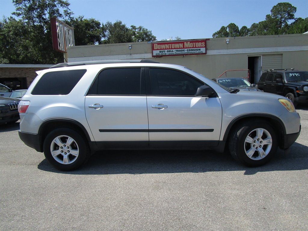 2010 GMC Acadia AWD SLE's photo